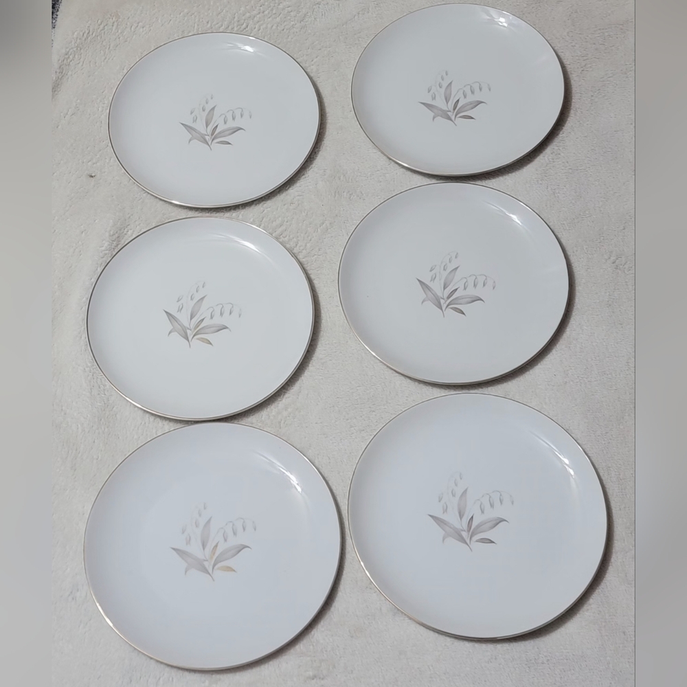 Vintage Kaysons Golden Rhapsody fine china dinner plates